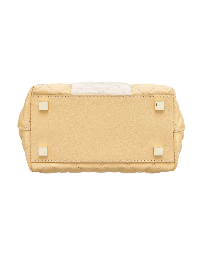 Bolsa Tank Bucket Capitonê Small - imagem 5